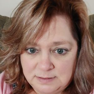 Meet your Posher, Debra